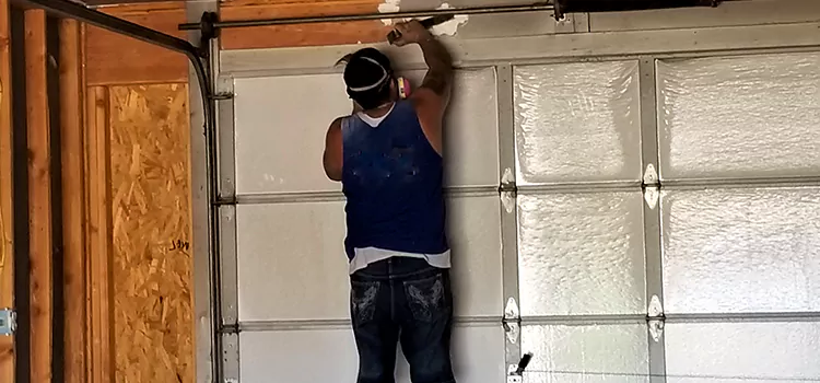 Specialized Garage Door Panel Solutions in Palos Hills, IL